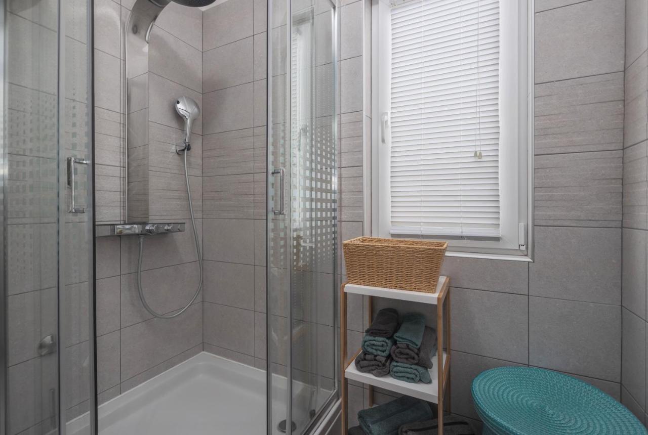 Villa Oasis With Private Pool ミルナ エクステリア 写真